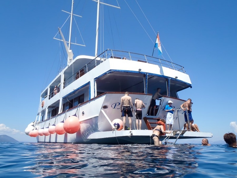 Croatian Cruise  (3 CABINS LEFT)